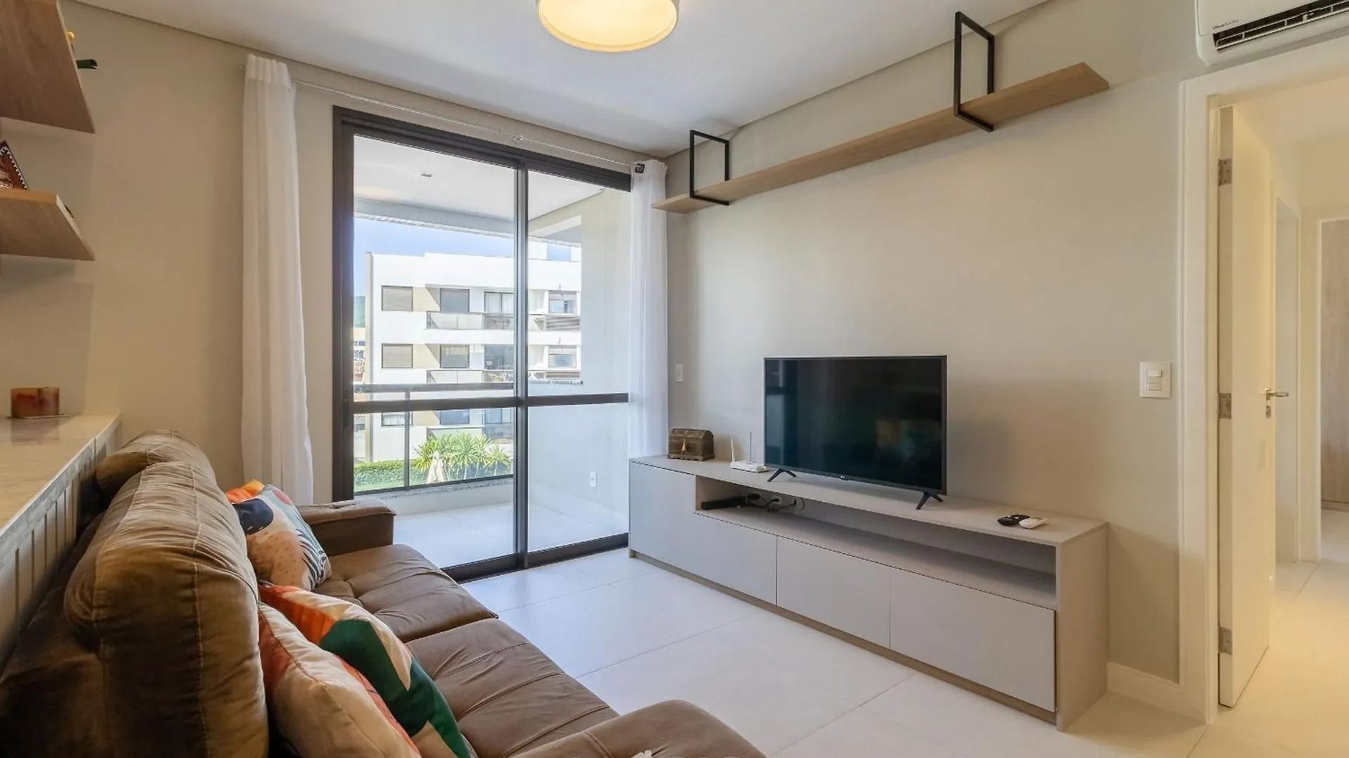 Apartment Apto Perto Da Praia Em Cond. C/ Piscina Adc0205 Florianopolis